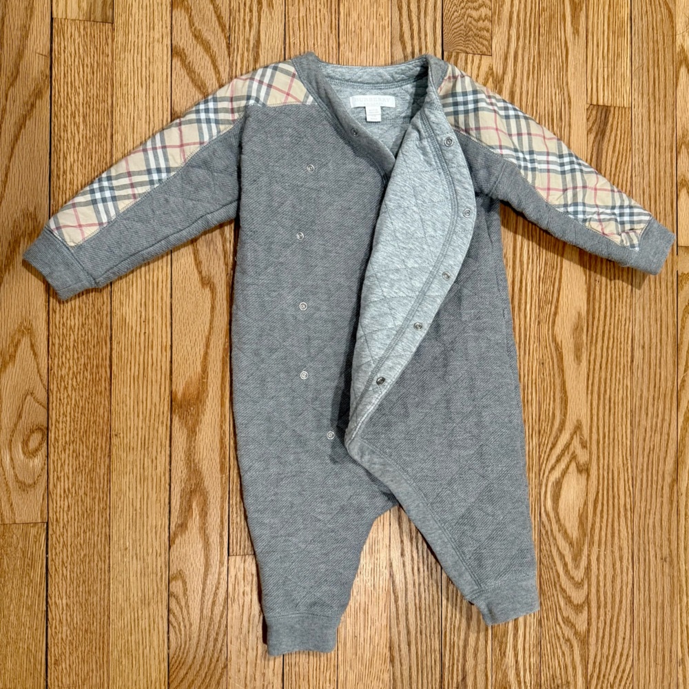 Burberry baby quilted bunting 18-24 mos